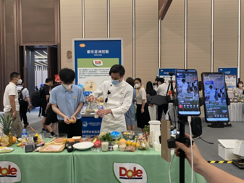 吃貨福利來襲！第五屆進博會食品首發熱浪席卷，互聯網銷售新趨勢全揭秘