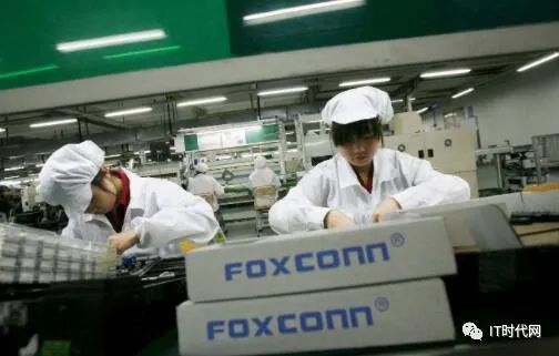 富士康已不敢謹(jǐn)慎 電子產(chǎn)品收入將下降,為造車買下通用舊廠